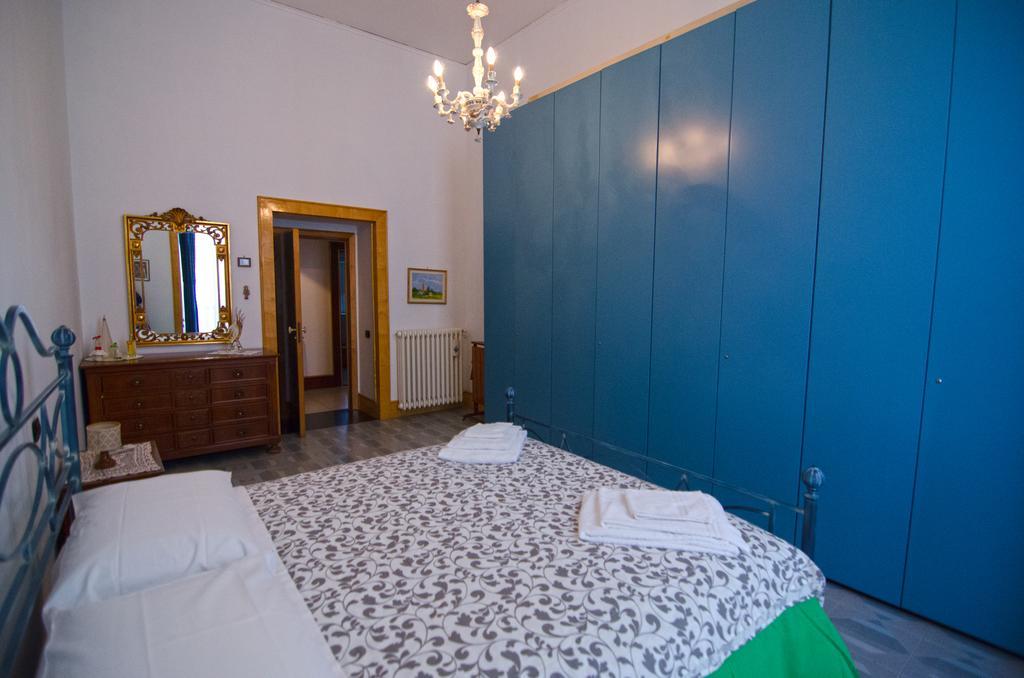 Suite Palazzo Reale Apartment เนเปิลส์ ภายนอก รูปภาพ